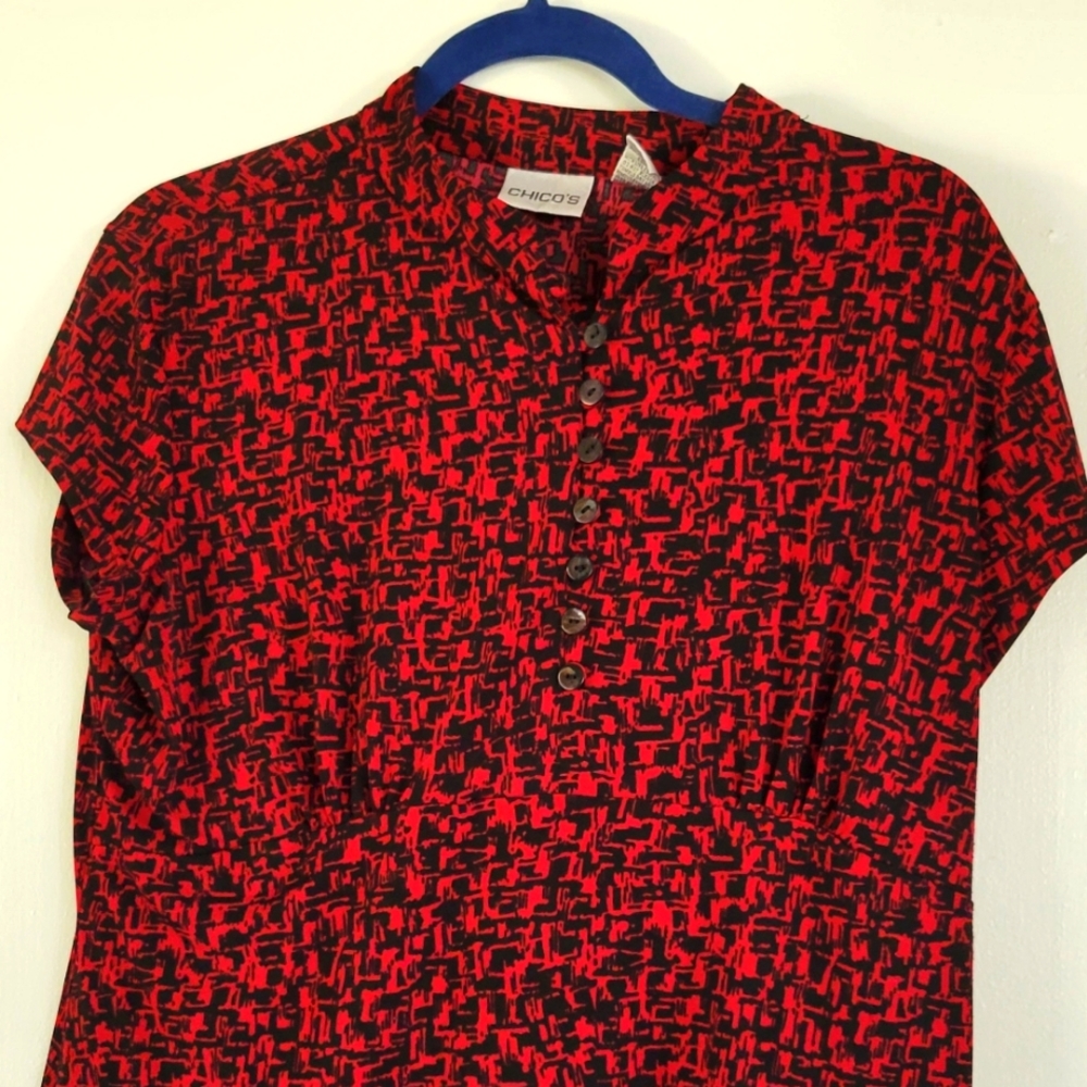 Chicos Size 2 Lightweight Separates blouse and skirt